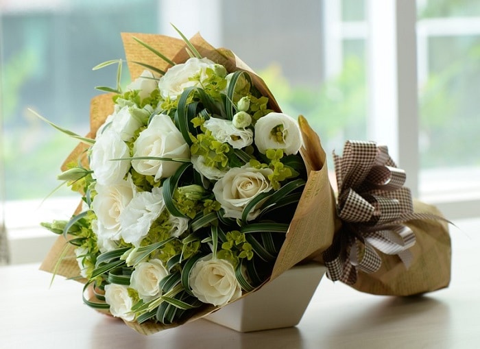 Món quà tặng mẹ ý nghĩa - Hoa tươi