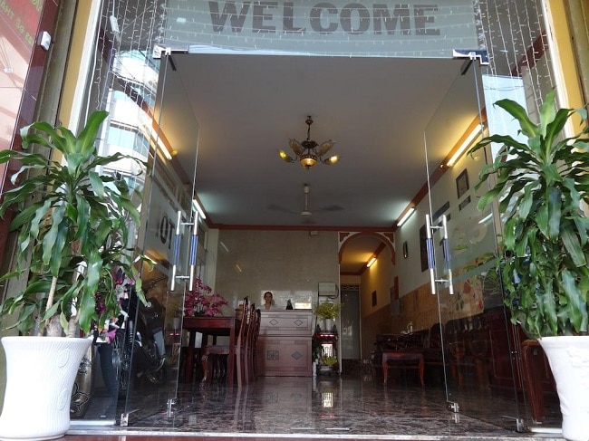 Khách sạn Sơn Tùng là Top 10 Khách sạn giá "rẻ mà tốt" nhất Quận Thủ Đức