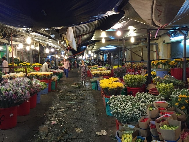 Chợ đêm Hồ Thị Kỷ là Top 8 Chợ đêm nổi tiếng nhất ở TP. Hồ Chí Minh