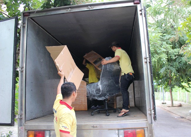 Chuyển văn phòng trọn gói giá rẻ quận 10-Vietnam Moving 