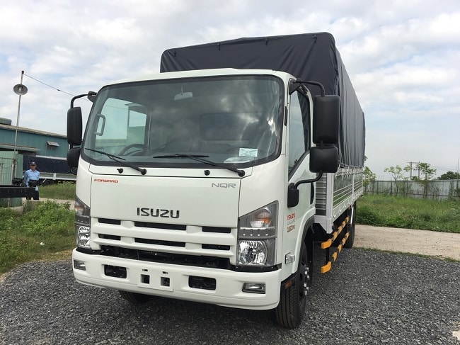 Giá xe tải 3 tấn Isuzu