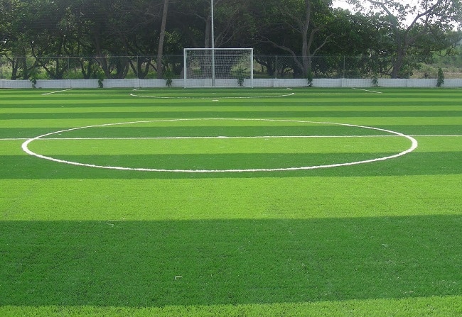 Sân bóng đá quận 1 Nguyễn Du