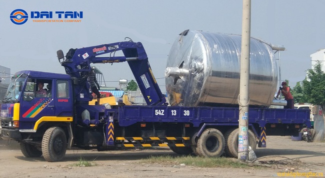 cong ty vận chuyển hàng siêu trường siêu trọng tại tphcm Đại Tấn