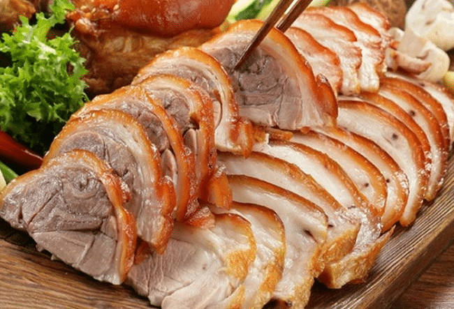 Thịt lợn cắp nách là Top 10 đặc sản Lào Cai thưởng thức một lần nhớ mãi