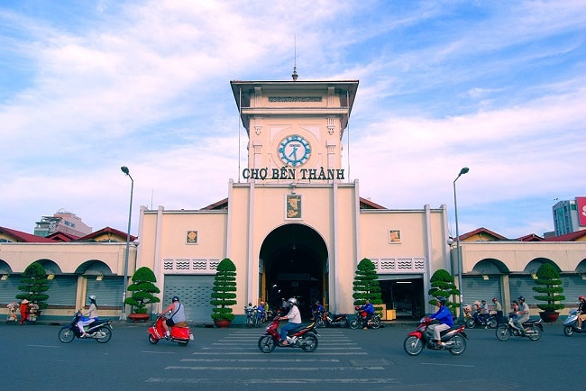 Chợ Bến Thành là Top 10 địa điểm chơi Tết hấp dẫn nhất tại TP. Hồ Chí Minh