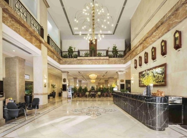 Khách sạn Rex Sài Gòn là Top 10 Khách sạn và resort nổi tiếng đối với khách du lịch nhất ở TP Hồ Chí Minh