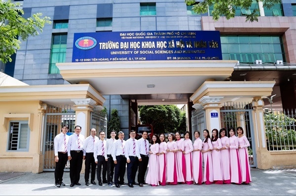 địa chỉ học tây ban nha uy tín nhất Việt Nam trung tâm ngoại ngữ dhkhxhnv