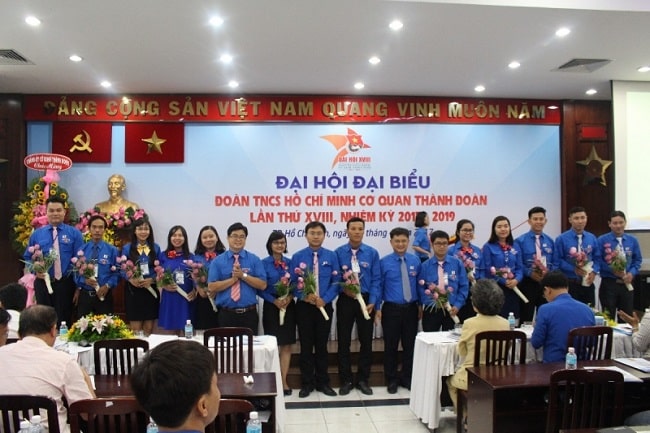 Trung tâm Hỗ trợ sinh viên của thành Đoàn TP. Hồ Chí Minh
