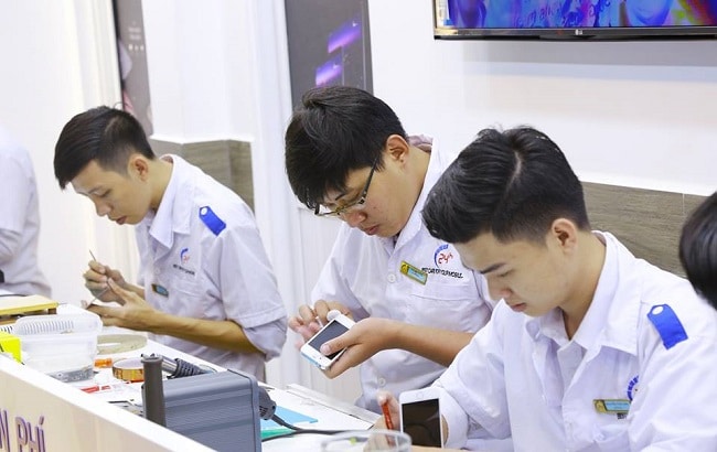 trung tâm sửa chữa điện thoại tốt nhất ở TPHCM dien thoai 24h
