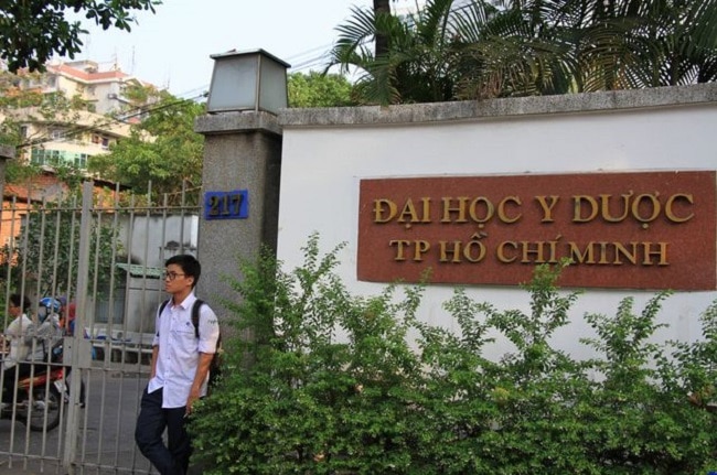 Trường Đại học Y dược TP Hồ Chí Minh là Top 10 Trường đại học công lập tốt nhất TP. Hồ Chí Minh