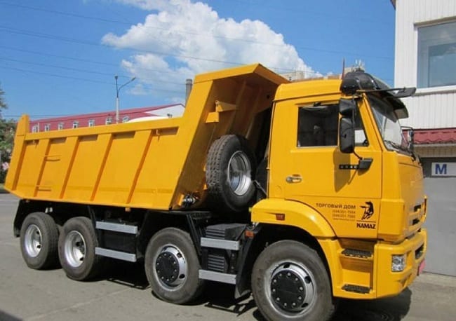 Xe tải Kamaz 6540 4 Chân