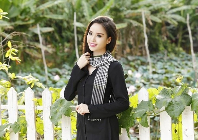 Áo dài Minh Thư là Top 10 địa chỉ bán áo bà ba đẹp và rẻ nhất tại TPHCM