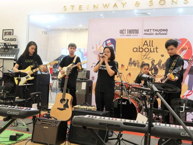 Việt Thương - Trung tâm dạy đàn Guitar chất lượng tại TPHCM