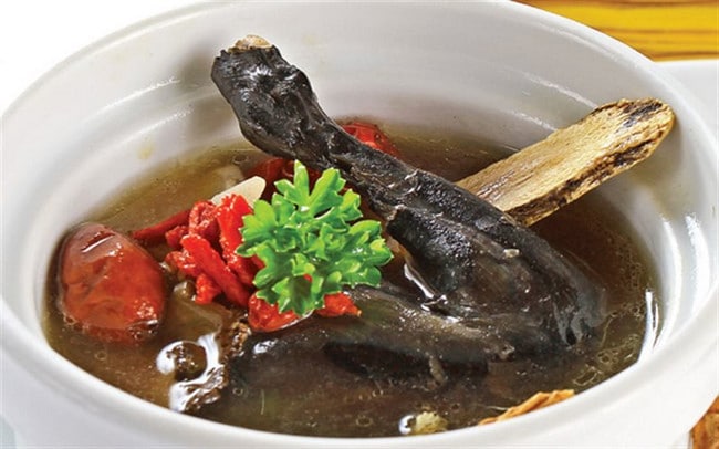 Đặc sản gà đen (gà ác)